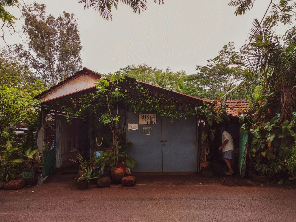 A cozy accommodation and a local eatery in Kasauli